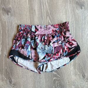 Lululemon Hotty Hot Shorts